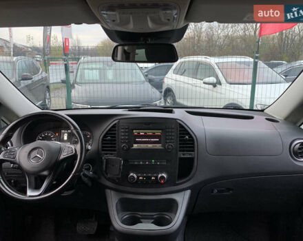 Сірий Мерседес Віто, об'ємом двигуна 2.14 л та пробігом 280 тис. км за 28955 $, фото 52 на Automoto.ua