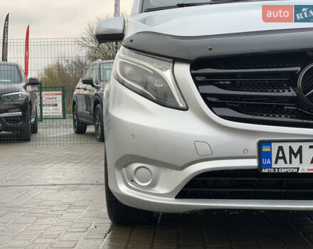 Сірий Мерседес Віто, об'ємом двигуна 2.14 л та пробігом 280 тис. км за 28955 $, фото 8 на Automoto.ua