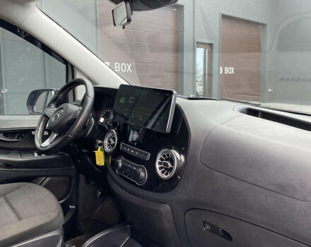 Серый Мерседес Вито, объемом двигателя 2.2 л и пробегом 168 тыс. км за 26800 $, фото 11 на Automoto.ua