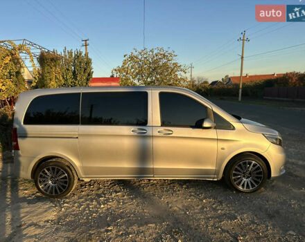 Сірий Мерседес Віто, об'ємом двигуна 1.6 л та пробігом 95 тис. км за 34000 $, фото 2 на Automoto.ua