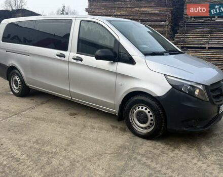 Серый Мерседес Вито, объемом двигателя 2.14 л и пробегом 334 тыс. км за 24000 $, фото 3 на Automoto.ua