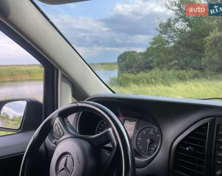 Серый Мерседес Вито, объемом двигателя 2.2 л и пробегом 140 тыс. км за 20500 $, фото 7 на Automoto.ua