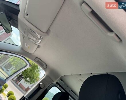 Серый Мерседес Вито, объемом двигателя 1.95 л и пробегом 212 тыс. км за 23817 $, фото 39 на Automoto.ua