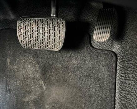 Серый Мерседес Вито, объемом двигателя 1.95 л и пробегом 131 тыс. км за 34777 $, фото 31 на Automoto.ua