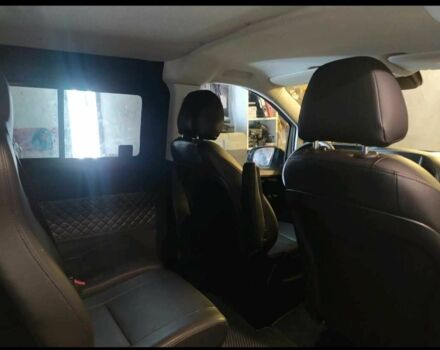 Серый Мерседес Вито, объемом двигателя 2 л и пробегом 356 тыс. км за 26200 $, фото 17 на Automoto.ua