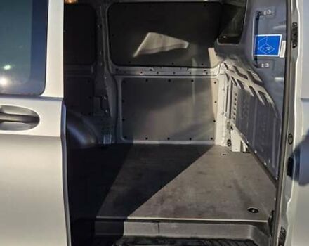 Серый Мерседес Вито, объемом двигателя 2 л и пробегом 196 тыс. км за 24999 $, фото 23 на Automoto.ua