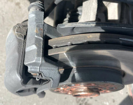 Серый Мерседес Вито, объемом двигателя 2.2 л и пробегом 140 тыс. км за 20500 $, фото 13 на Automoto.ua