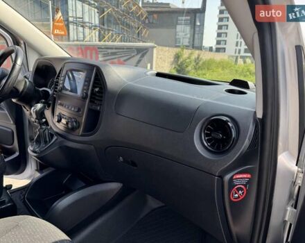 Серый Мерседес Вито, объемом двигателя 1.95 л и пробегом 212 тыс. км за 23817 $, фото 36 на Automoto.ua