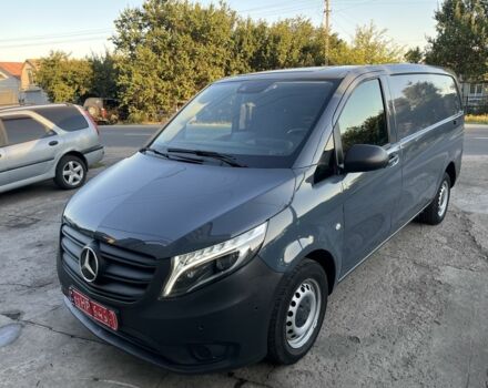Серый Мерседес Вито, объемом двигателя 1.75 л и пробегом 50 тыс. км за 20200 $, фото 1 на Automoto.ua