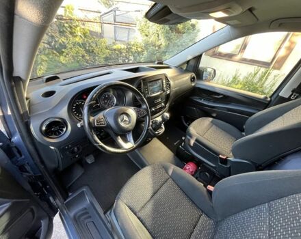 Серый Мерседес Вито, объемом двигателя 1.75 л и пробегом 50 тыс. км за 20200 $, фото 6 на Automoto.ua