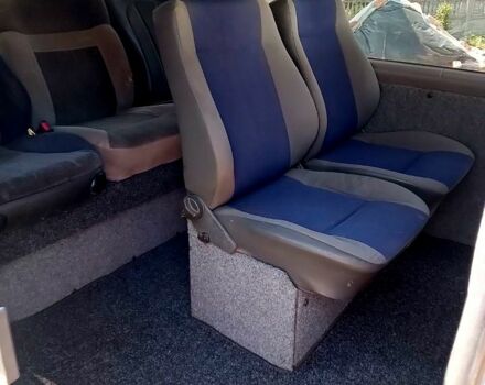 Сірий Мерседес Віто, об'ємом двигуна 2.3 л та пробігом 365 тис. км за 4300 $, фото 5 на Automoto.ua