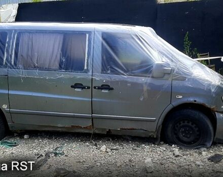 Мерседес Вито 1999 в Киеве на Automoto.ua Серый Мерседес Вито, объемом двигателя 2.2 л и пробегом 250 тыс. км за 4000 $, фото 1 на Automoto.ua