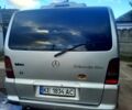 Серый Мерседес Вито, объемом двигателя 2.1 л и пробегом 428 тыс. км за 5300 $, фото 3 на Automoto.ua