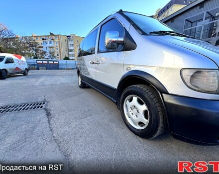 Серый Мерседес Вито, объемом двигателя 2.1 л и пробегом 350 тыс. км за 3999 $, фото 1 на Automoto.ua