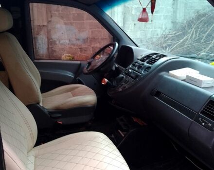 Сірий Мерседес Віто, об'ємом двигуна 2.1 л та пробігом 0 тис. км за 4300 $, фото 5 на Automoto.ua