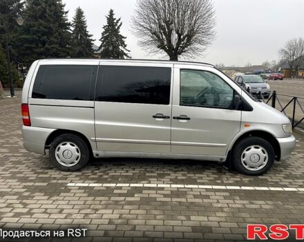 Серый Мерседес Вито, объемом двигателя 2.1 л и пробегом 430 тыс. км за 6500 $, фото 1 на Automoto.ua