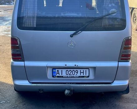 Серый Мерседес Вито, объемом двигателя 2.2 л и пробегом 350 тыс. км за 6700 $, фото 5 на Automoto.ua