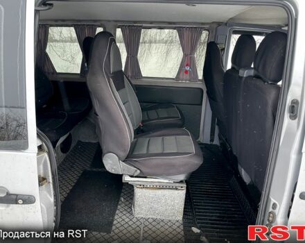 Серый Мерседес Вито, объемом двигателя 2.2 л и пробегом 350 тыс. км за 6700 $, фото 4 на Automoto.ua