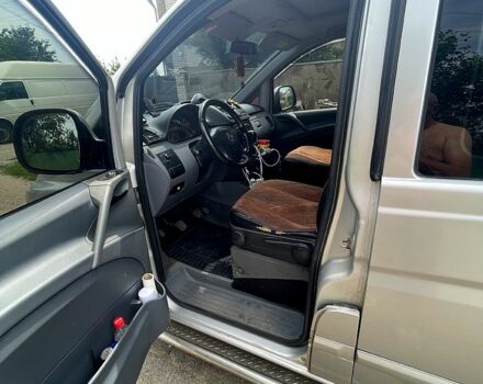 Серый Мерседес Вито, объемом двигателя 2.1 л и пробегом 400 тыс. км за 7000 $, фото 6 на Automoto.ua