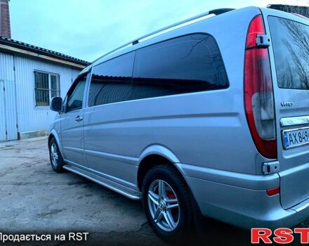 Серый Мерседес Вито, объемом двигателя 2.1 л и пробегом 300 тыс. км за 7500 $, фото 2 на Automoto.ua