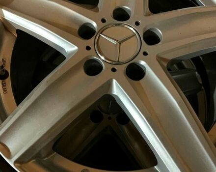 Серый Мерседес Вито, объемом двигателя 2.1 л и пробегом 300 тыс. км за 7500 $, фото 8 на Automoto.ua