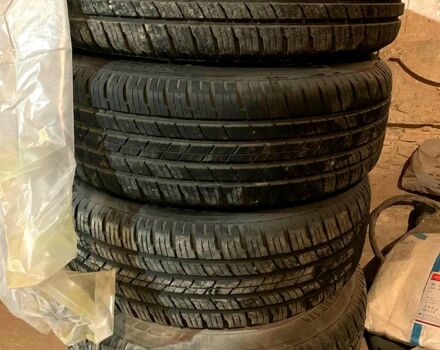 Серый Мерседес Вито, объемом двигателя 2.1 л и пробегом 300 тыс. км за 7500 $, фото 9 на Automoto.ua