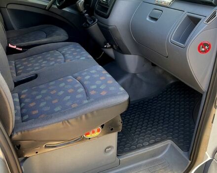 Сірий Мерседес Віто, об'ємом двигуна 2.2 л та пробігом 345 тис. км за 8500 $, фото 10 на Automoto.ua