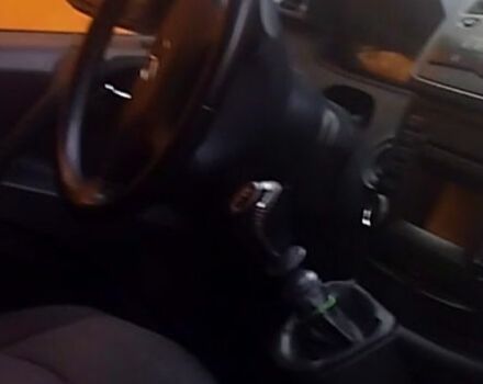 Серый Мерседес Вито, объемом двигателя 2.1 л и пробегом 310 тыс. км за 15500 $, фото 2 на Automoto.ua