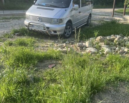 Серый Мерседес Вито, объемом двигателя 2.3 л и пробегом 480 тыс. км за 4700 $, фото 1 на Automoto.ua