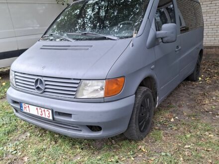Сірий Мерседес Віто, об'ємом двигуна 2 л та пробігом 450 тис. км за 3200 $, фото 1 на Automoto.ua