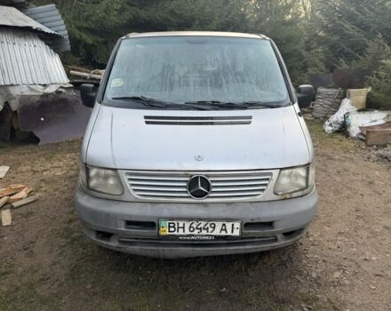 Серый Мерседес Вито, объемом двигателя 2.2 л и пробегом 480 тыс. км за 1300 $, фото 1 на Automoto.ua