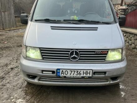 Серый Мерседес Вито, объемом двигателя 2.2 л и пробегом 331 тыс. км за 3800 $, фото 1 на Automoto.ua