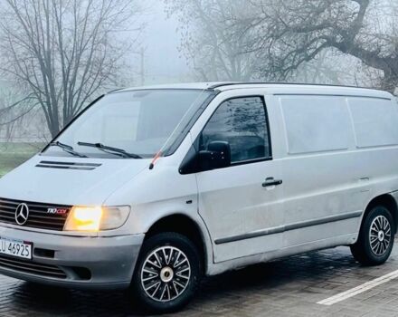 Серый Мерседес Вито, объемом двигателя 2.2 л и пробегом 318 тыс. км за 2850 $, фото 1 на Automoto.ua