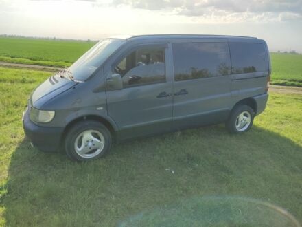 Мерседес Віто 2001 у Кривому Розі на Automoto.ua Сірий Мерседес Віто, об'ємом двигуна 2.1 л та пробігом 300 тис. км за 2700 $, фото 1 на Automoto.ua