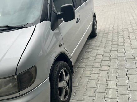 Сірий Мерседес Віто, об'ємом двигуна 2.2 л та пробігом 393 тис. км за 6000 $, фото 1 на Automoto.ua
