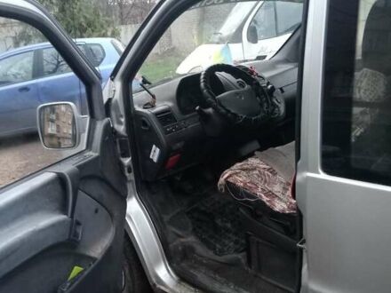 Серый Мерседес Вито, объемом двигателя 2 л и пробегом 345 тыс. км за 4200 $, фото 1 на Automoto.ua