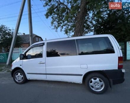 Сірий Мерседес Віто, об'ємом двигуна 2.2 л та пробігом 300 тис. км за 4300 $, фото 1 на Automoto.ua