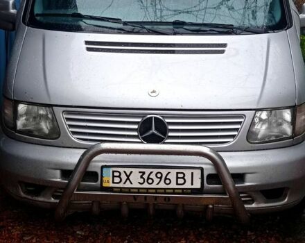 Серый Мерседес Вито, объемом двигателя 2.1 л и пробегом 415 тыс. км за 4500 $, фото 1 на Automoto.ua