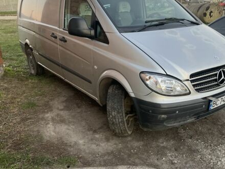 Серый Мерседес Вито, объемом двигателя 2.1 л и пробегом 600 тыс. км за 4000 $, фото 1 на Automoto.ua