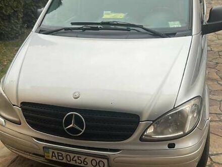 Серый Мерседес Вито, объемом двигателя 2.99 л и пробегом 410 тыс. км за 12500 $, фото 1 на Automoto.ua