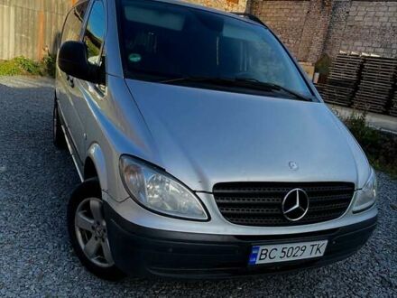 Серый Мерседес Вито, объемом двигателя 2.2 л и пробегом 455 тыс. км за 6800 $, фото 1 на Automoto.ua