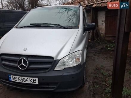 Серый Мерседес Вито, объемом двигателя 2.1 л и пробегом 250 тыс. км за 8900 $, фото 1 на Automoto.ua