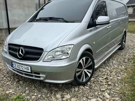 Серый Мерседес Вито, объемом двигателя 2.14 л и пробегом 300 тыс. км за 12800 $, фото 1 на Automoto.ua