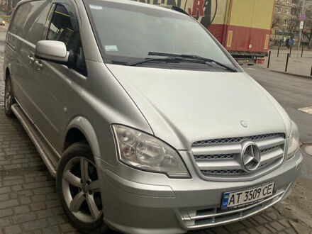 Сірий Мерседес Віто, об'ємом двигуна 2.14 л та пробігом 325 тис. км за 9400 $, фото 1 на Automoto.ua