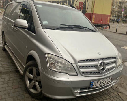 Серый Мерседес Вито, объемом двигателя 2.14 л и пробегом 325 тыс. км за 9400 $, фото 1 на Automoto.ua