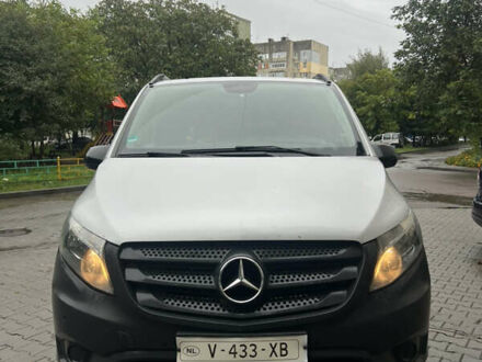 Серый Мерседес Вито, объемом двигателя 2.14 л и пробегом 247 тыс. км за 19420 $, фото 1 на Automoto.ua