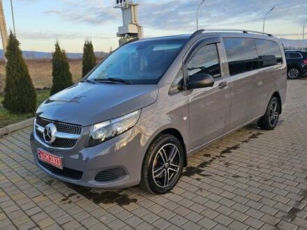 Серый Мерседес Вито, объемом двигателя 2.14 л и пробегом 300 тыс. км за 19900 $, фото 1 на Automoto.ua