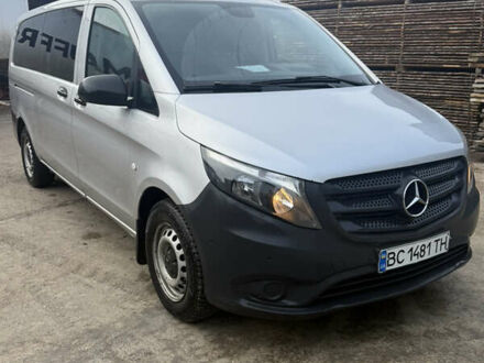 Сірий Мерседес Віто, об'ємом двигуна 2.14 л та пробігом 334 тис. км за 20000 $, фото 1 на Automoto.ua