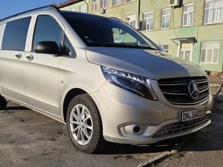 Серый Мерседес Вито, объемом двигателя 2 л и пробегом 196 тыс. км за 24999 $, фото 1 на Automoto.ua