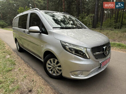 Серый Мерседес Вито, объемом двигателя 2.2 л и пробегом 190 тыс. км за 29800 $, фото 1 на Automoto.ua